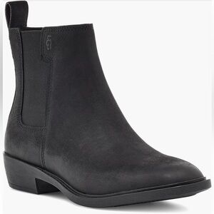 UGG®
Emmeth Waterproof Chelsea Boot (Women)